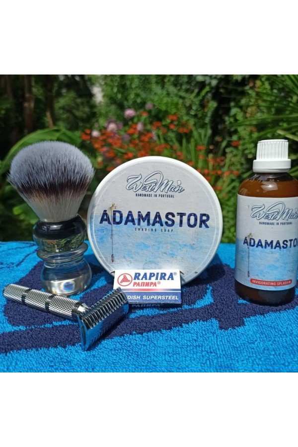 Savon à raser Westman "Adamastor". Rhubarbe. 120g présenté avec Après-rasage Adamastor Westman.