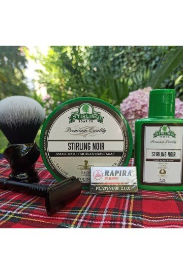 Savon à raser "Stirling Noir" + baume après-rasage "Stirling Noir".