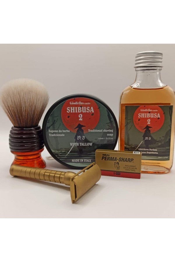 Savon à raser "Shibusa 2" + après-rasage + Blaireau Razorock "Hive 24mm" + Rasoir "Bayonetta" + Lames Perma-Sharp