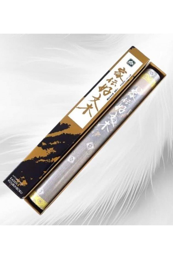 Encens Baieido luxe Agar Santal "secret de famille". Fabriqué au Japon.