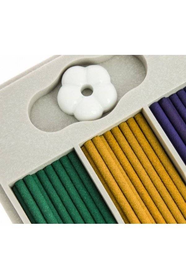 Coffret encens japonais "Hana no Hana" Santal Fleurs. 30 bâtons courts.