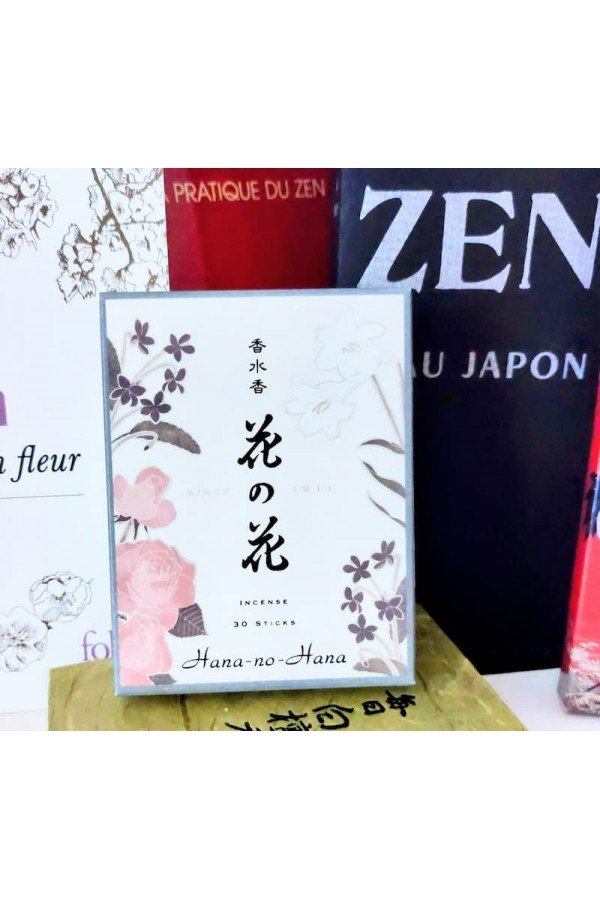 Coffret encens japonais "Hana no Hana" Santal Fleurs. 30 bâtons courts.