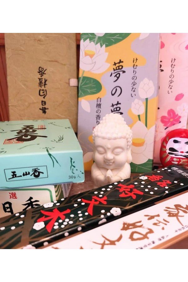 Encens Baieido Kobunboku. Encens long. 100 bâtons. Durée 75 min.