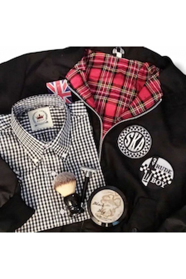 Chemise vichy noir Relco London + Harrington jacket anglais JB noir + blaireau + savon à raser Razorock + Rasoir Merkur.