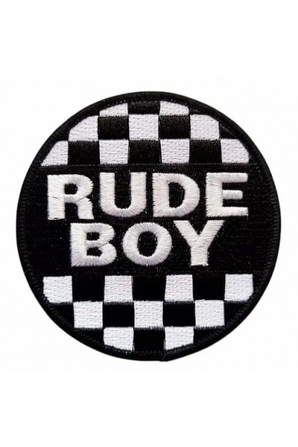 Patch brodé thermocollant lettrage "Rudeboy" sur damier noir et blanc.
