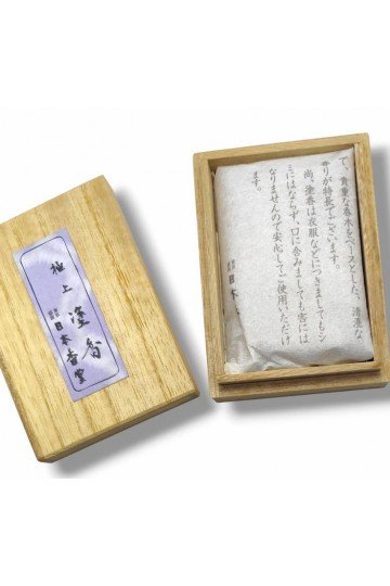 Encens japonais poudre Zukoh. Coffret en bois de paulownia. Fragrance Boisée. Poids 15g.