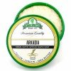 Savon de rasage Stirling "Arkadia". Pot ouvert sur savon crémeux pour un rasage sans irritation.