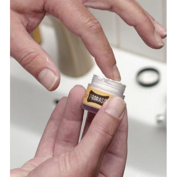 Cire à moutache Proraso. Pot de 15 ml