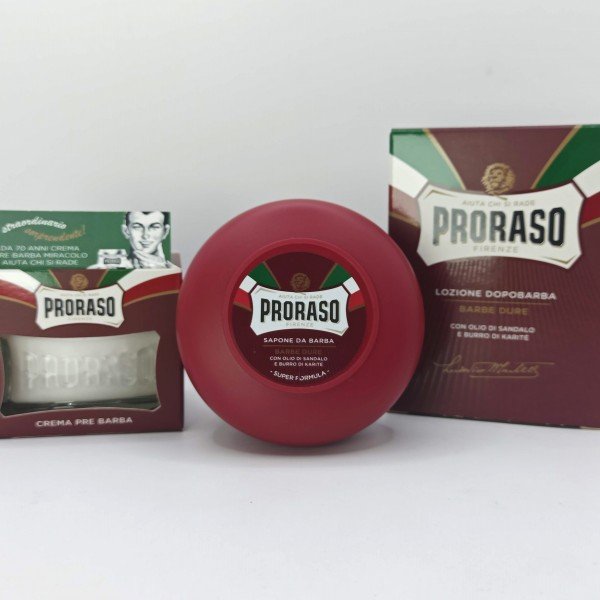 Pack spécial “Barbes dures” Proraso . 1 avant rasage + 1 savon à raser + 1 après rasage.