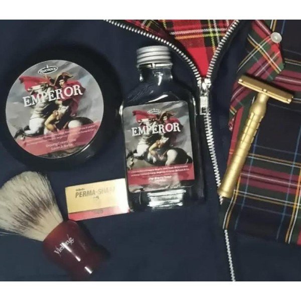 Après-rasage Razorock " Emperor" + savon à raser Razorock "Emperor" + rasoir The Goodfellas Smile "Bayonetta".