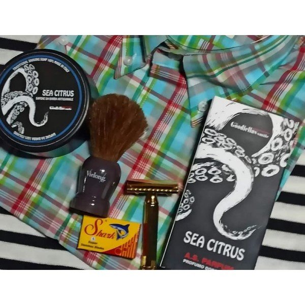Après-rasage Goodfellas Smile "Sea Citrus" + savon à raser Goodfellas Smile "Sea Citrus" + rasoir Fatip "Il Grande Gold'.