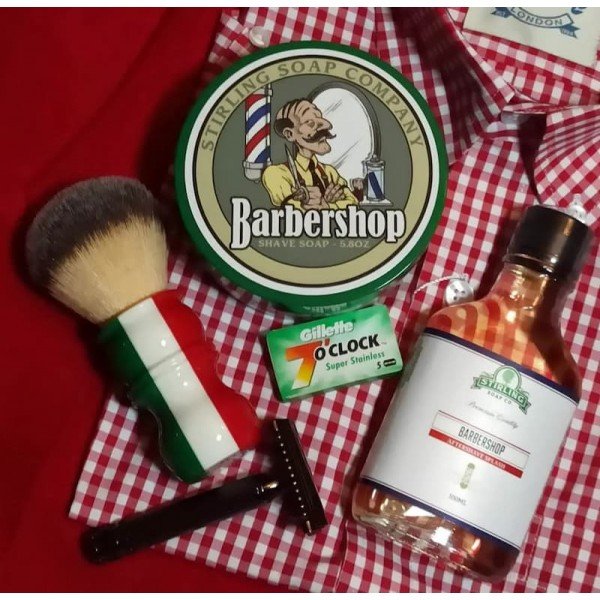 Après-rasage Stirling "Barbershop" + savon à raser Stirling "Barbershop" .